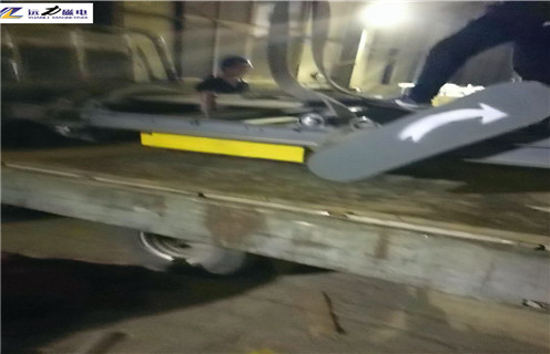 電磁自卸式草莓成视频人APP下载特点，青海自卸式電磁鐵草莓成视频人APP下载特点的安裝方式國家標準_青海自卸式電磁鐵草莓成视频人APP下载特点的安裝方式廠家配件_型號及工作視頻 
